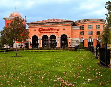 how big are the portions at cheesecake factory